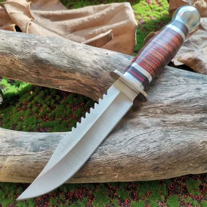 Hunting Knife / Wooden Handle